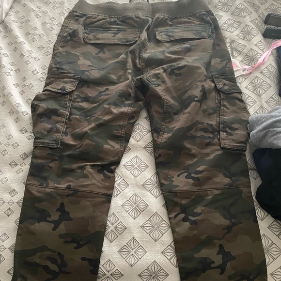 Skinny Cargo Joggers - Picture 3 of 3